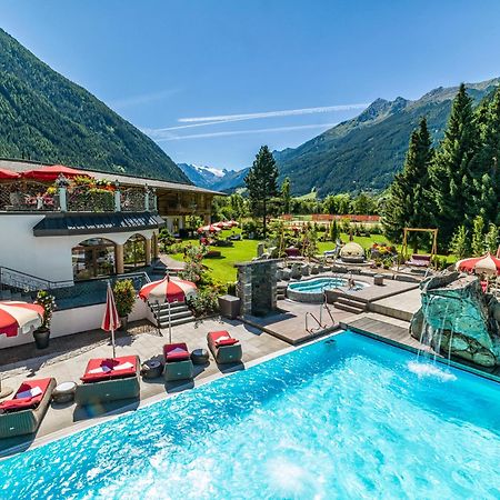 Relais&Chateaux Spa-Hotel Jagdhof Neustift im Stubaital Kültér fotó